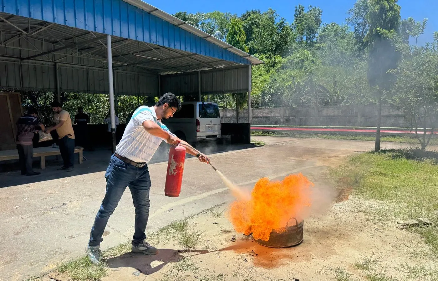 Treinamento de segurança e brigada